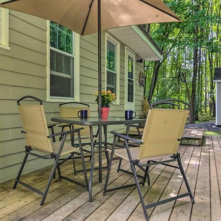 Peaceful Finger Lakes Apartment With Patio! Ovid エクステリア 写真