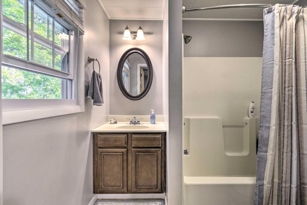 Peaceful Finger Lakes Apartment With Patio! Ovid エクステリア 写真