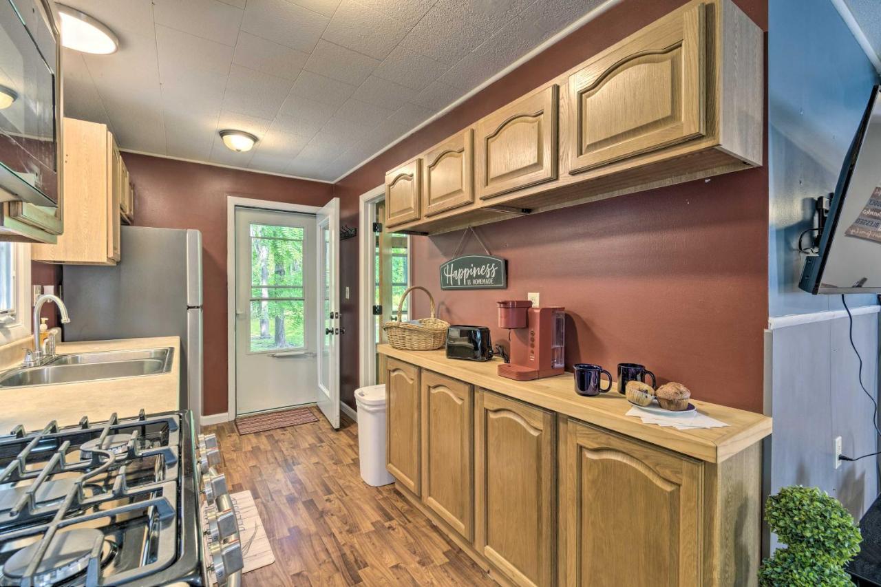 Peaceful Finger Lakes Apartment With Patio! Ovid エクステリア 写真